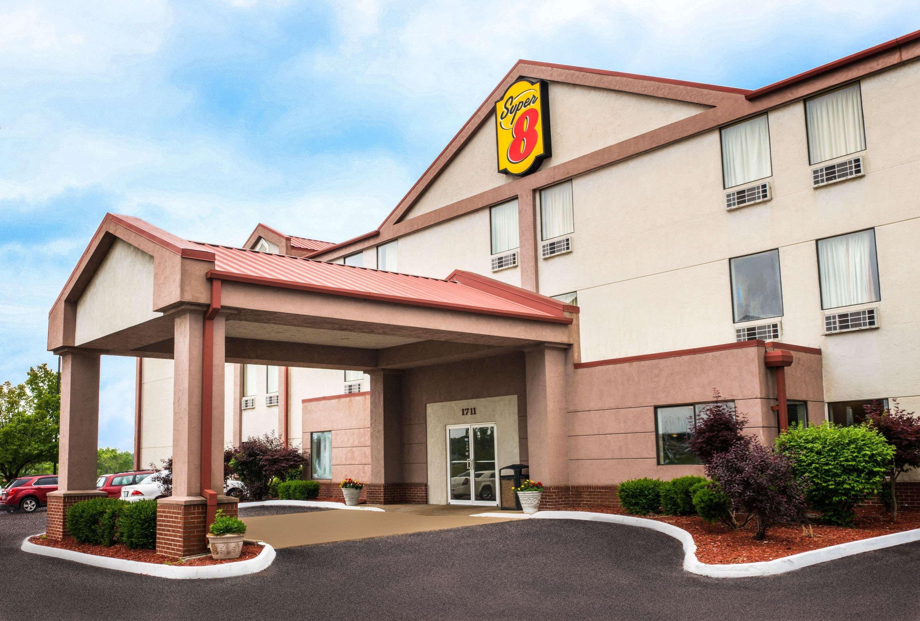 Hotel Super 8 By Wyndham Pevely
