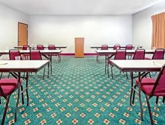 Super 8 By Wyndham Hotel Pevely