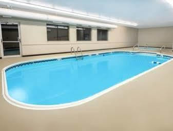 Super 8 By Wyndham Hotel Pevely
